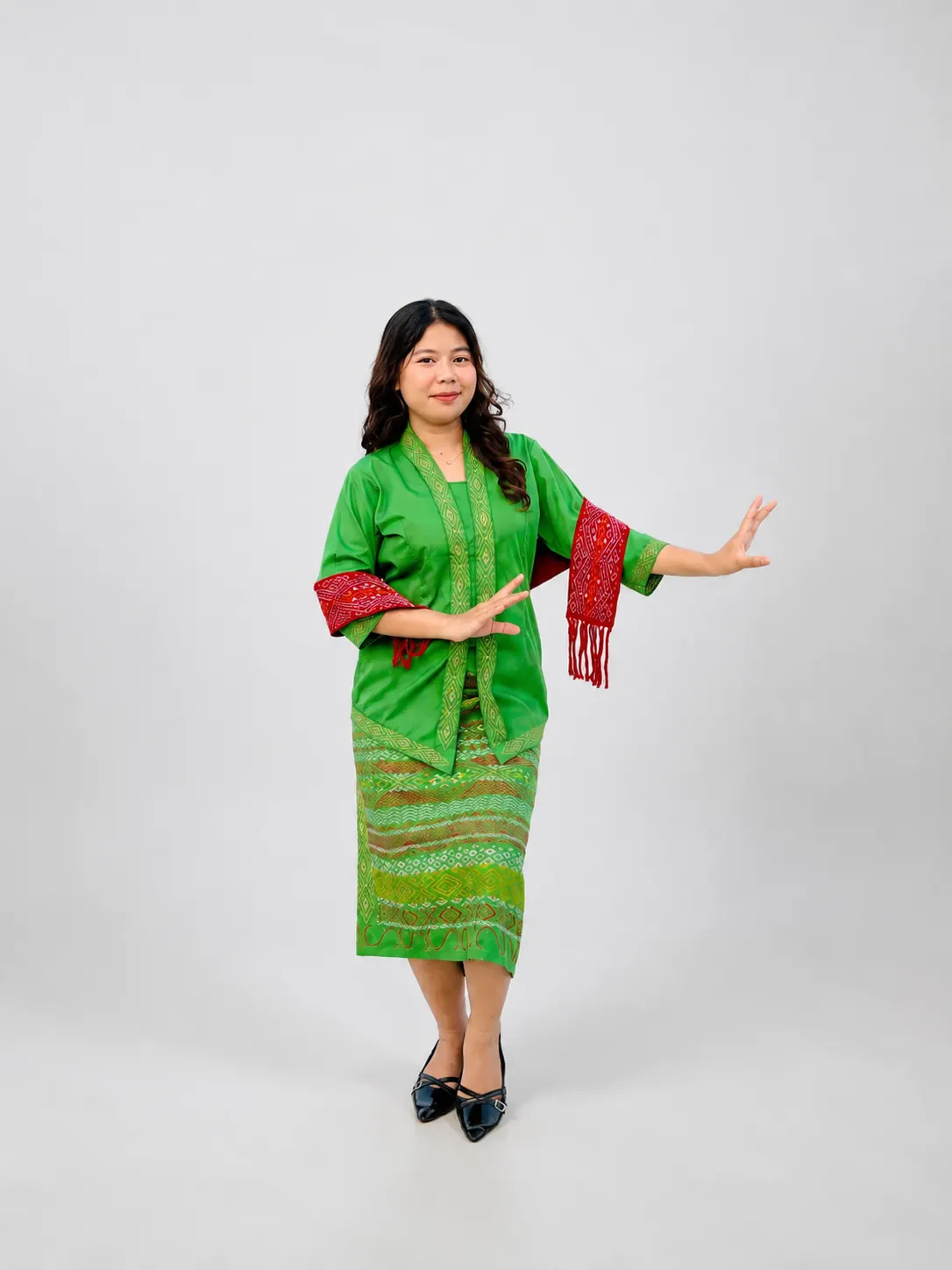 Set Kebaya & Ulap Motif Matent Pune, Daotn Panukng Sengkor Longan, Sengkoit Sengkor Longan